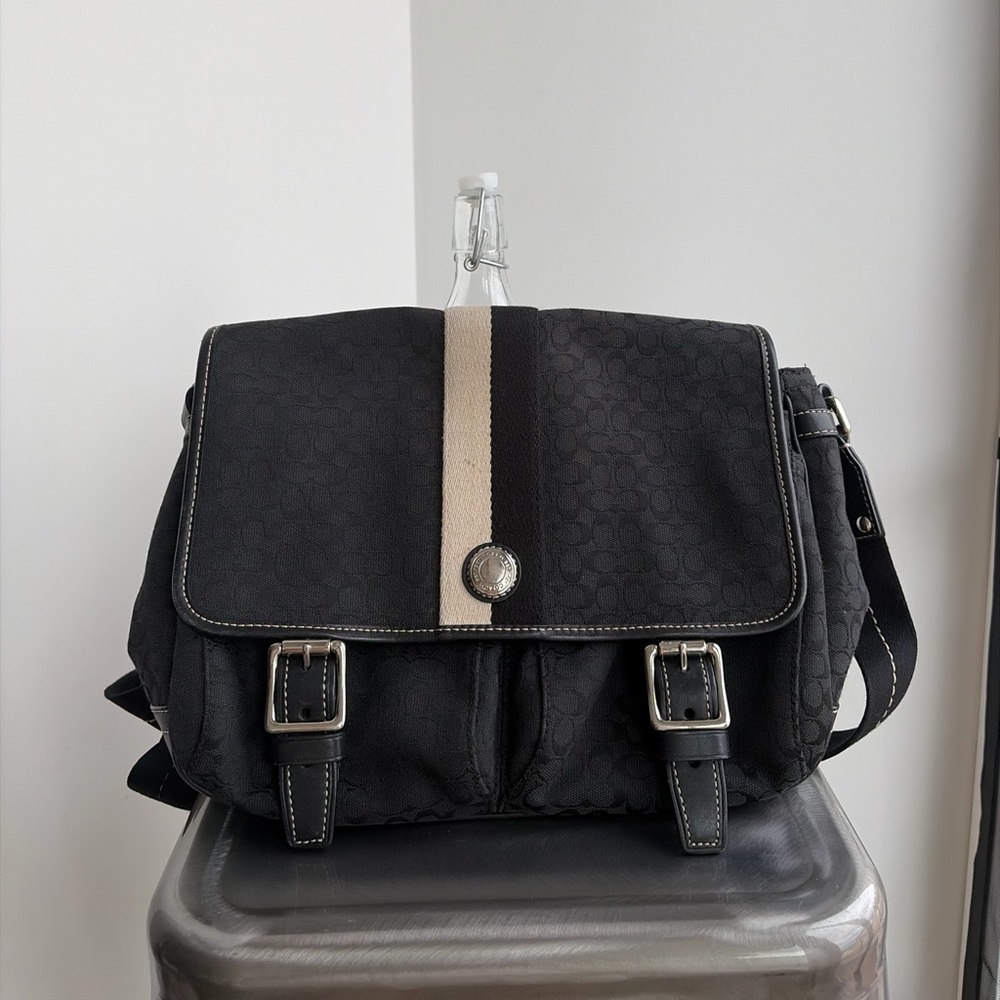 Vintage Coach Black Messenger Bag